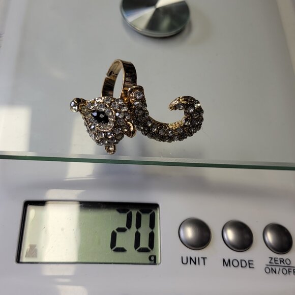 Gold and Crystal Fox Ring - Picture 7 of 7